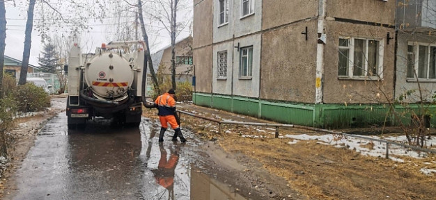 В Иванове спецтехника второй день борется с подтоплениями 